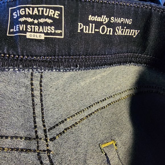 LEVI's SIGNATURE GOLD Pull On Skinny Legging Jeans Size XL - Picture 8 of 8